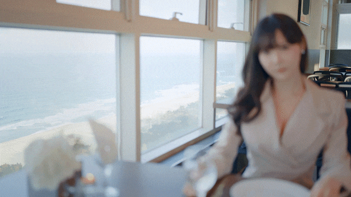 4_30_1_3_4K-002.gif